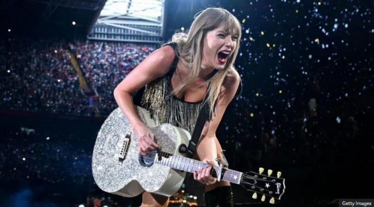 Taylor Swift greets fans in Welsh at Cardiff gig – USA TODAY NEWS